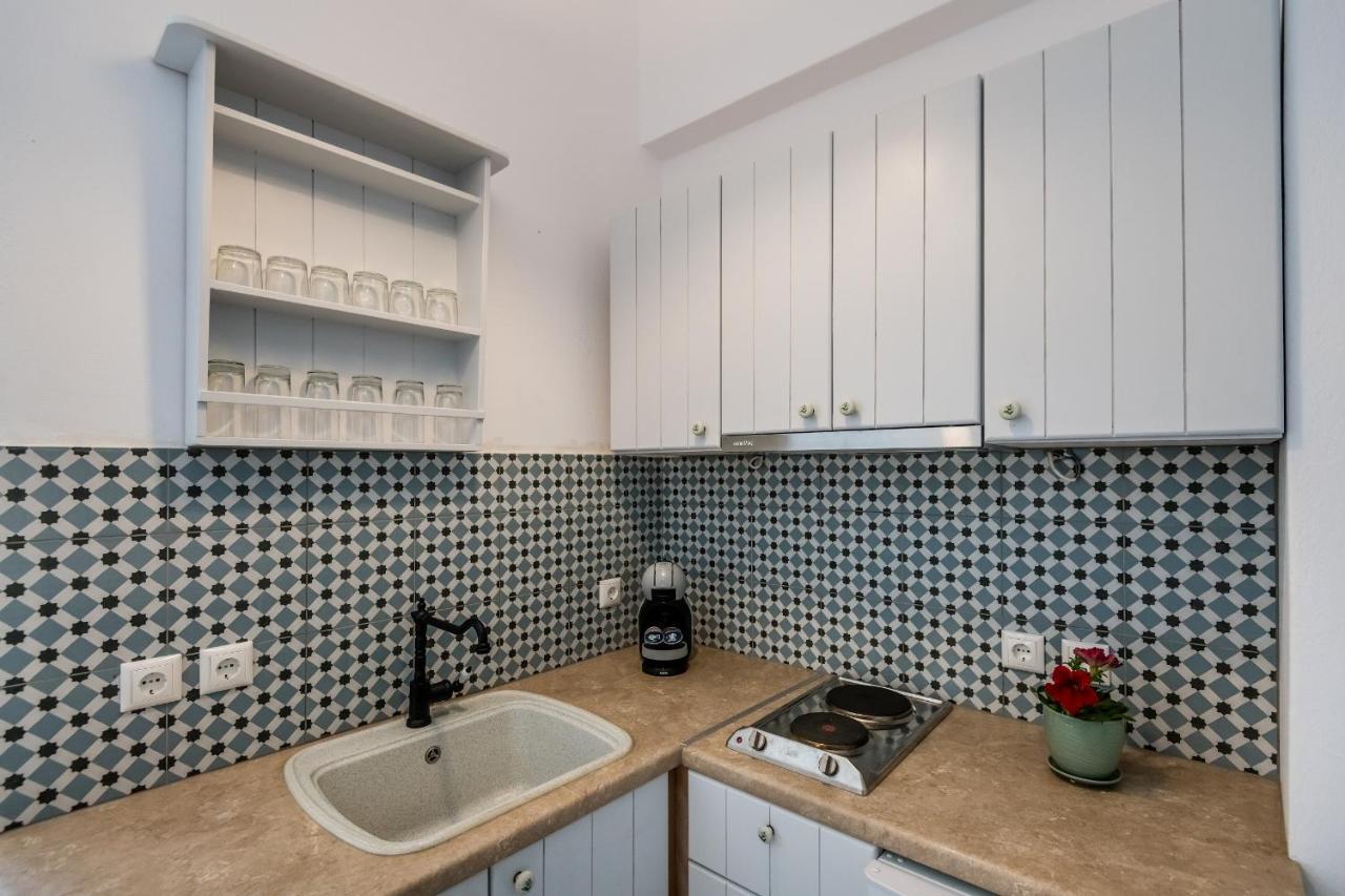 Niriides Luxury Studios Astypalaia Экстерьер фото