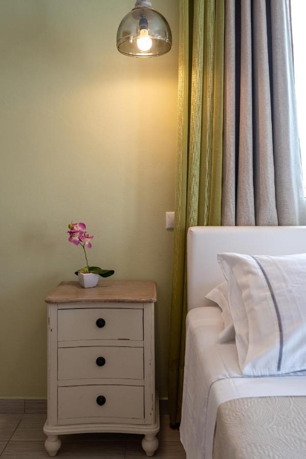 Niriides Luxury Studios Astypalaia Экстерьер фото