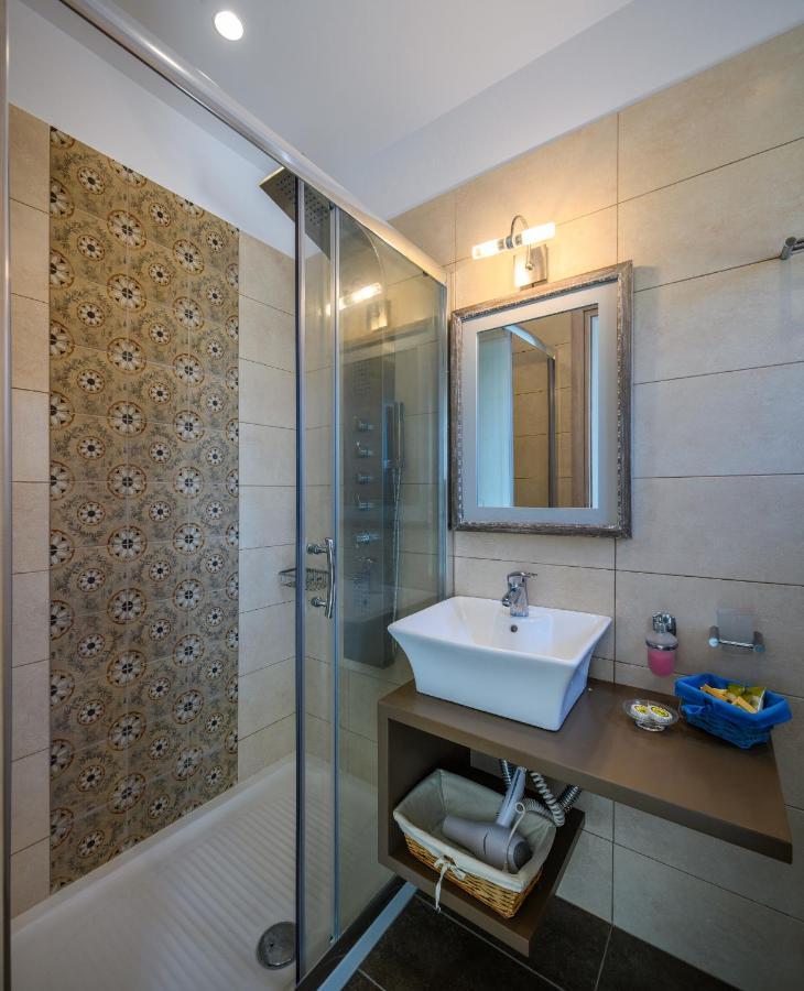 Niriides Luxury Studios Astypalaia Экстерьер фото